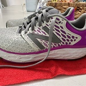 COPY - New Balance Womens Sneakers: size 7.5